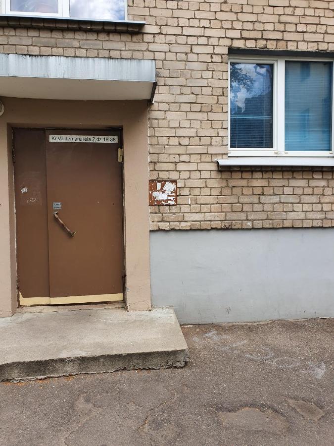Apartament Erfolg 6 Daugavpils Buitenkant foto